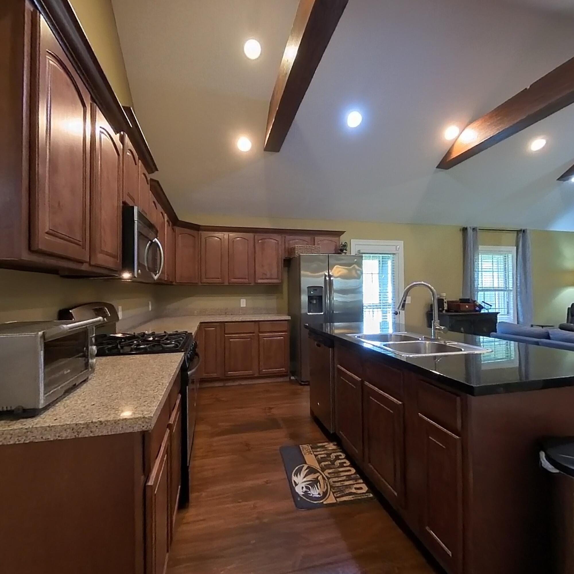 602 Oak Park Boulevard Property Photo 12
