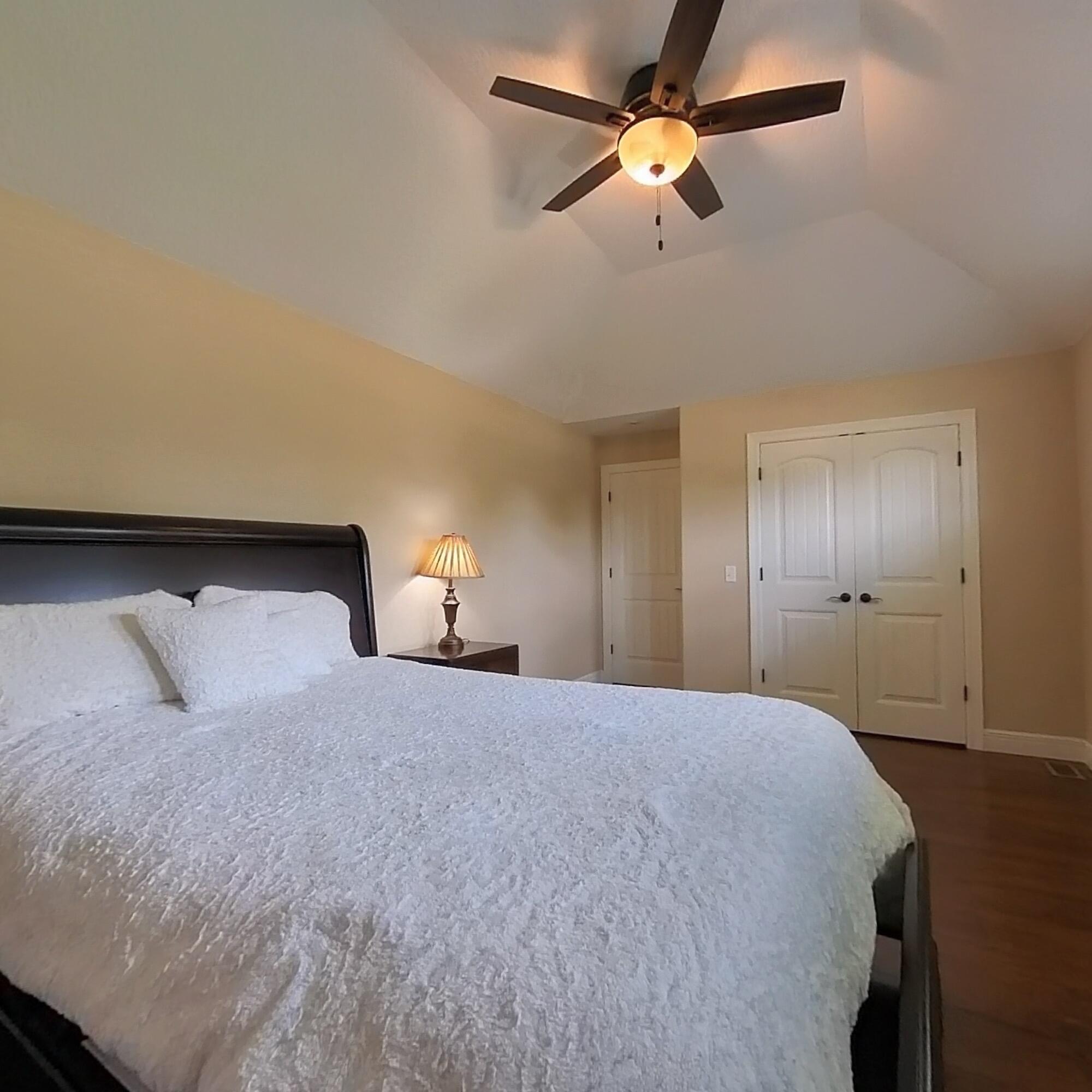 602 Oak Park Boulevard Property Photo 36
