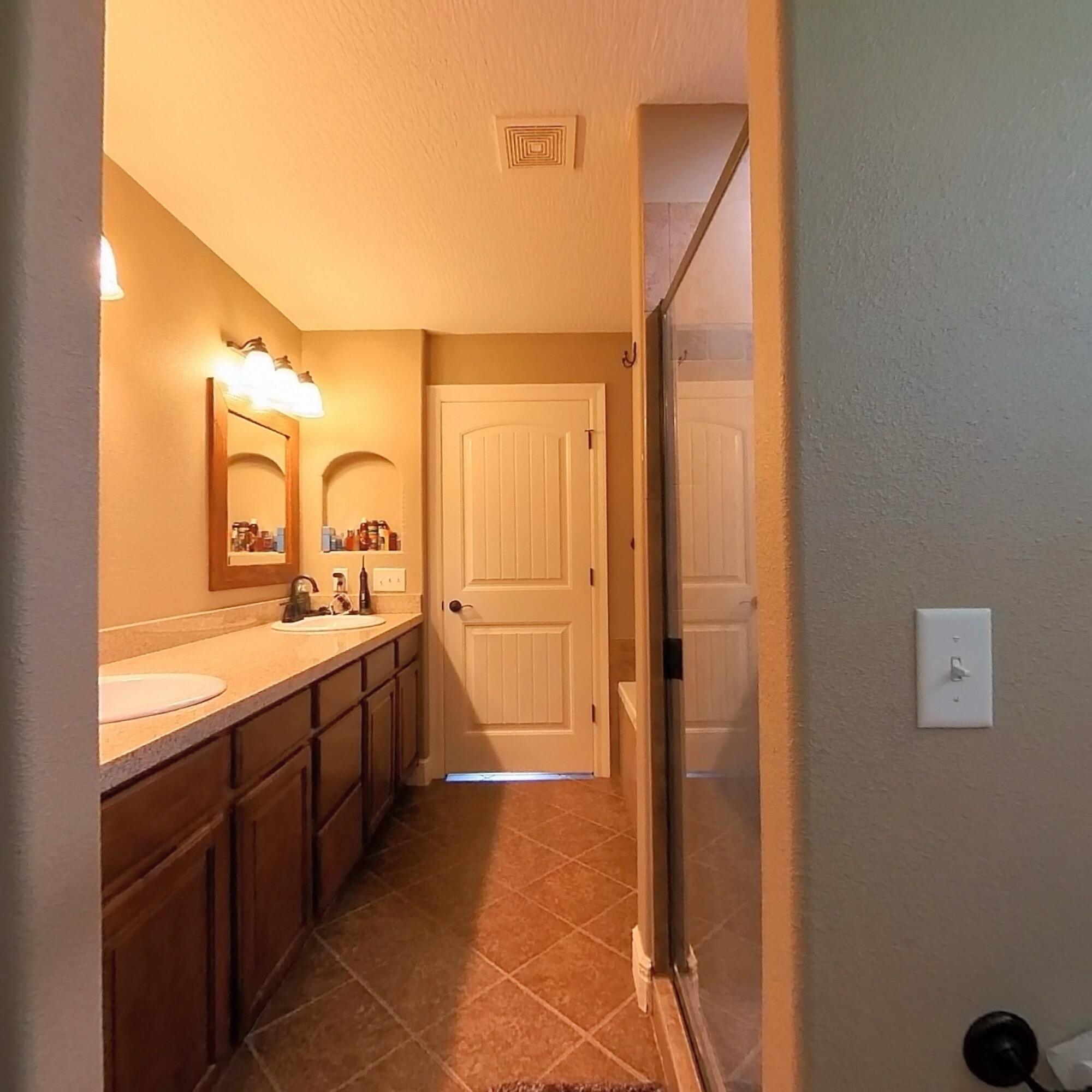 602 Oak Park Boulevard Property Photo 43