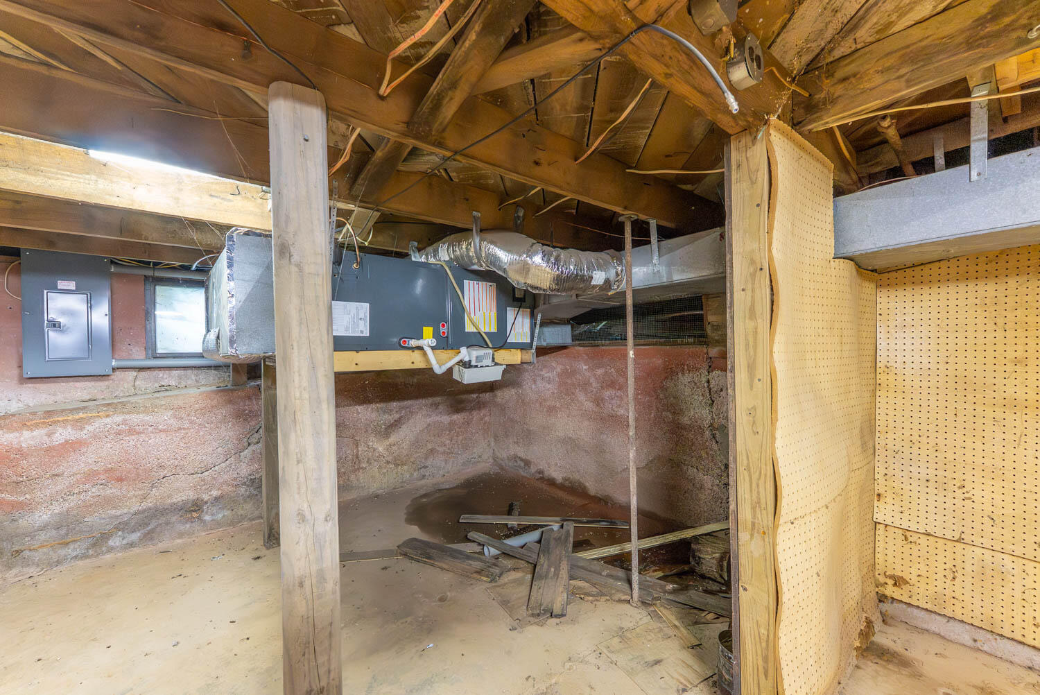 1175 Main Street Property Photo 27