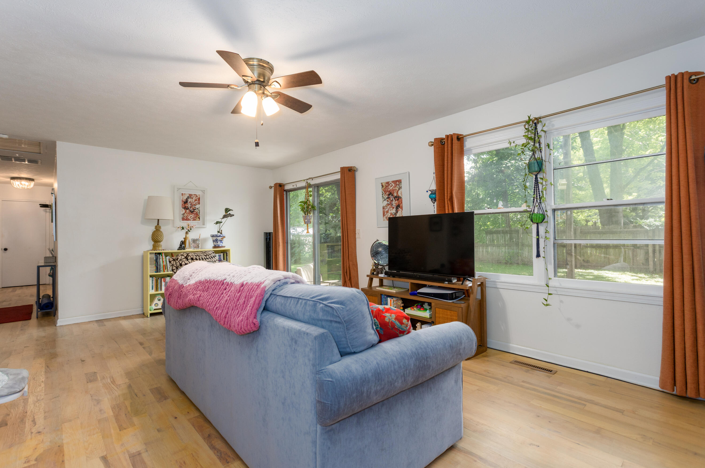 1348 South Arcadia Avenue Property Photo 13