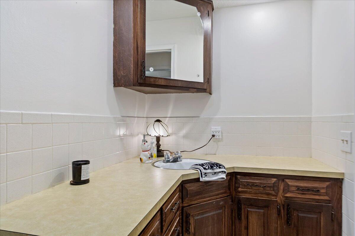 1348 South Arcadia Avenue Property Photo 20