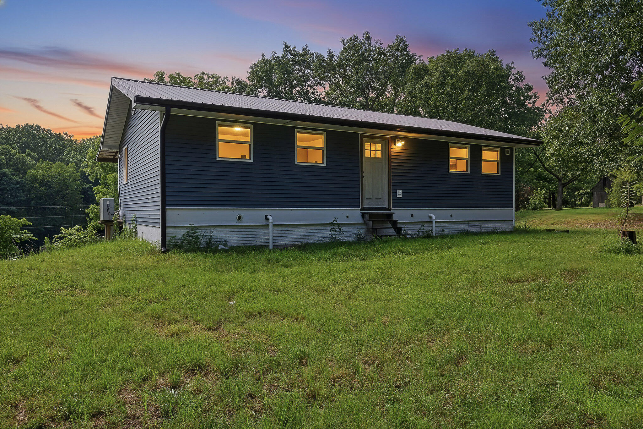 9906 1162 Property Photo 3