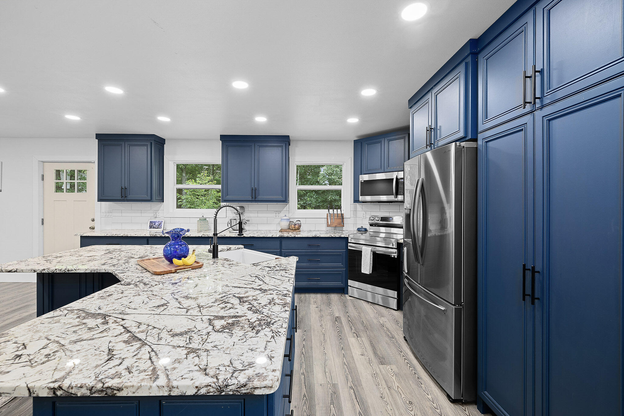 9906 1162 Property Photo 13