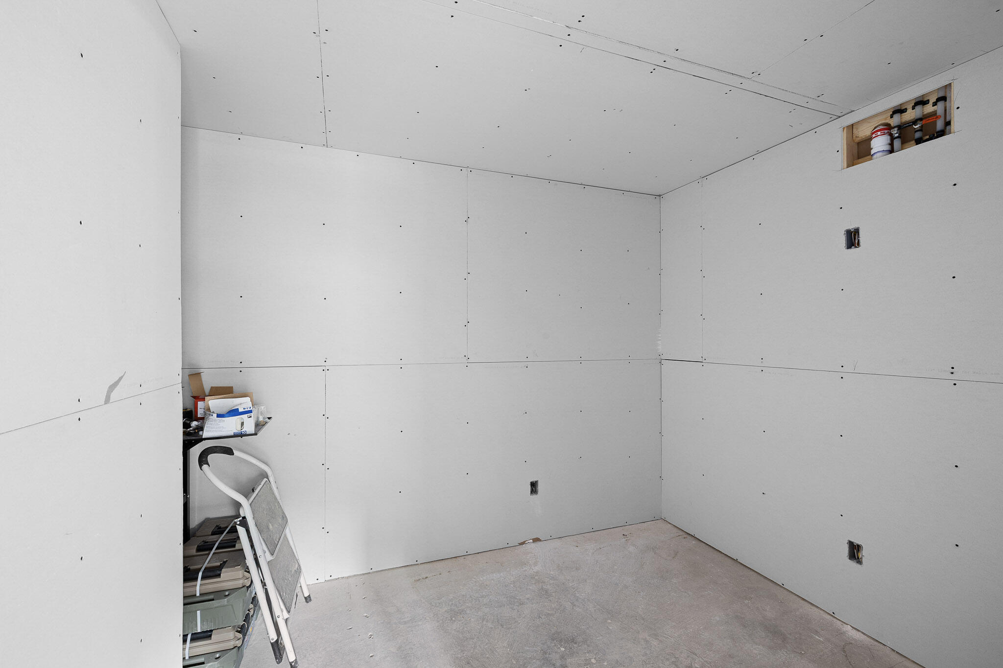 9906 1162 Property Photo 32