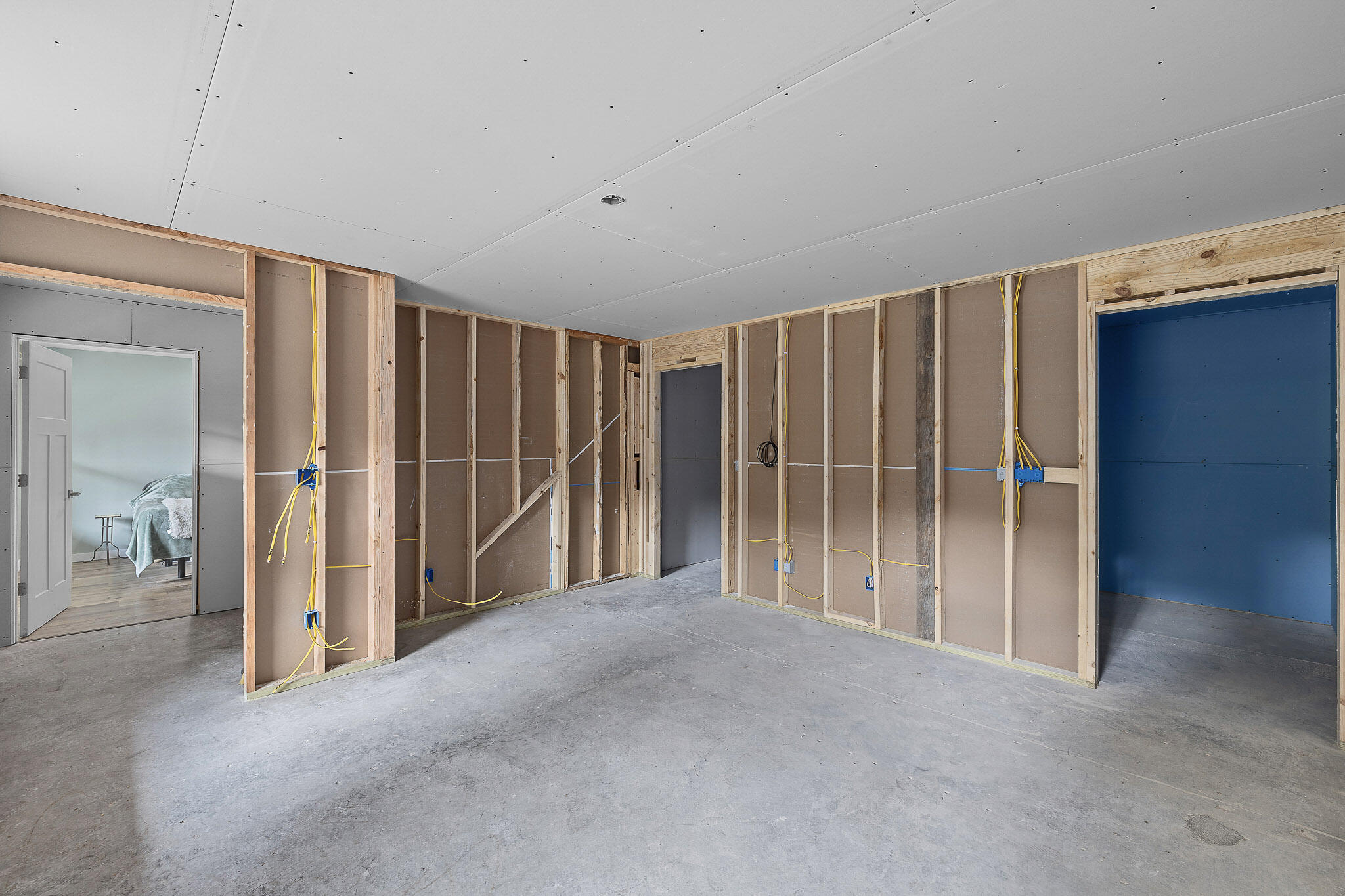9906 1162 Property Photo 34