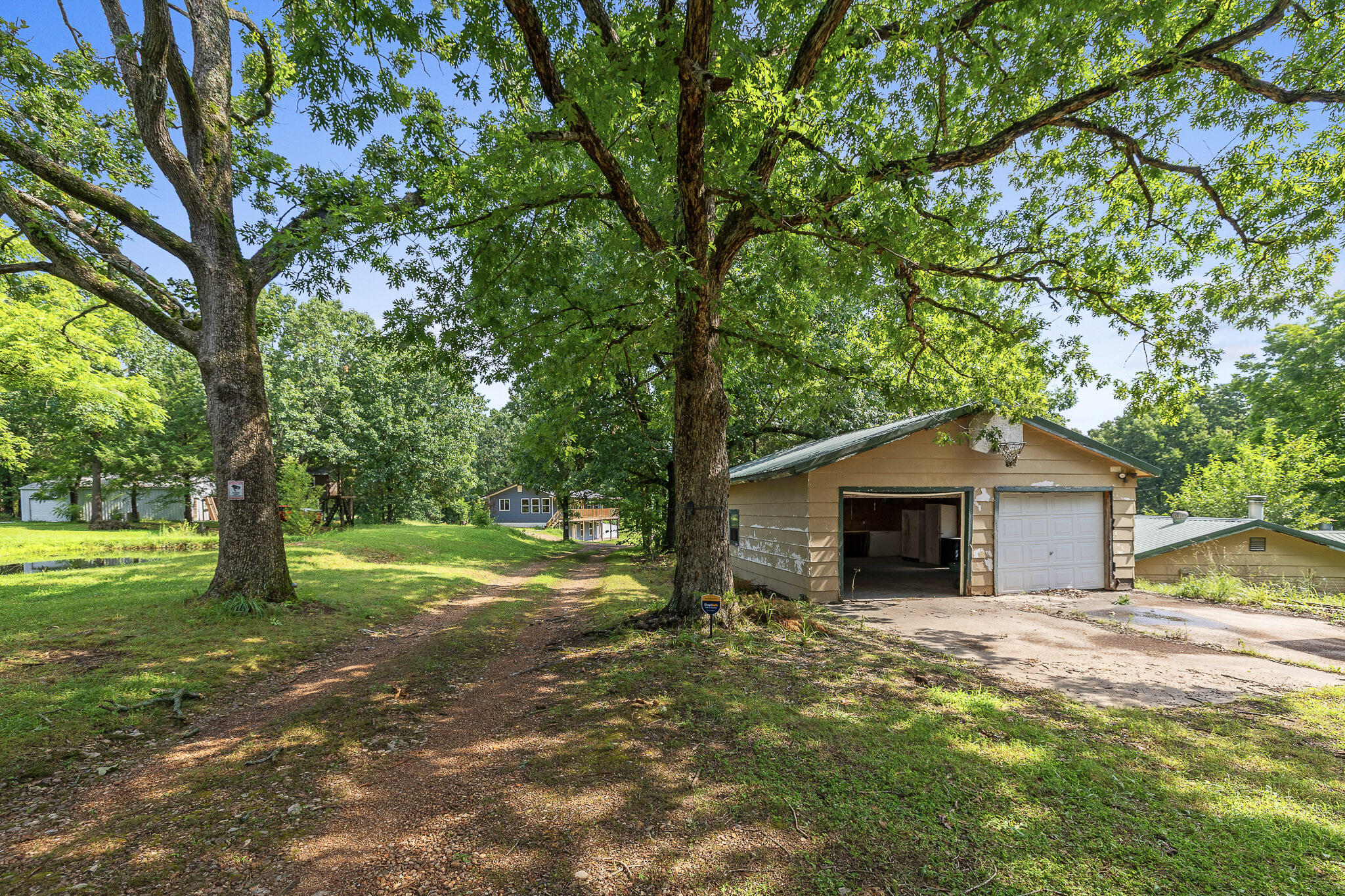 9906 1162 Property Photo 66