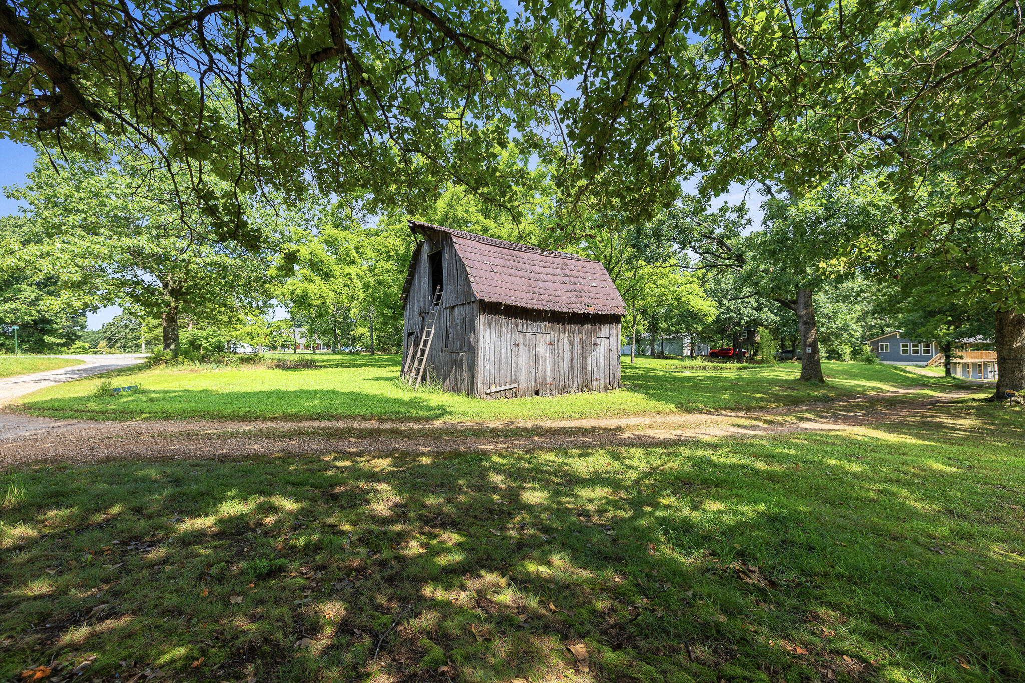 9906 1162 Property Photo 69