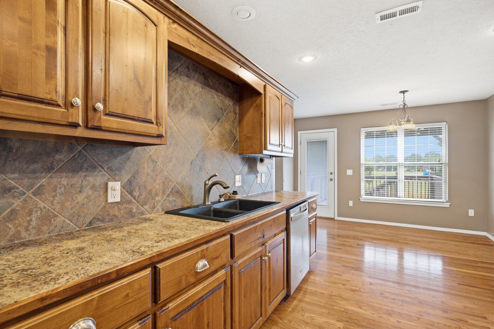226 North Ladera Drive Property Photo 8