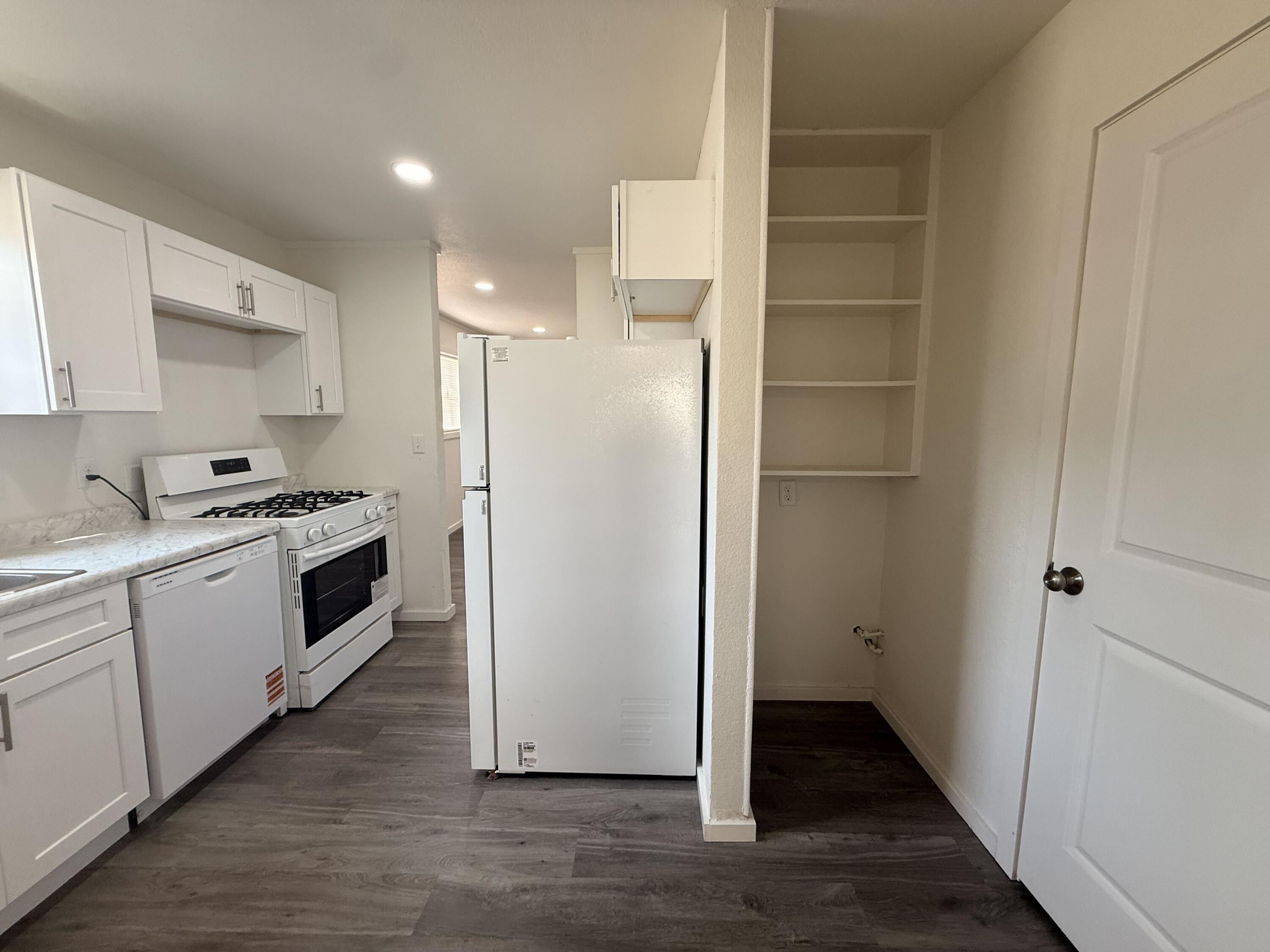 1409 West 9th Street Property Photo 4