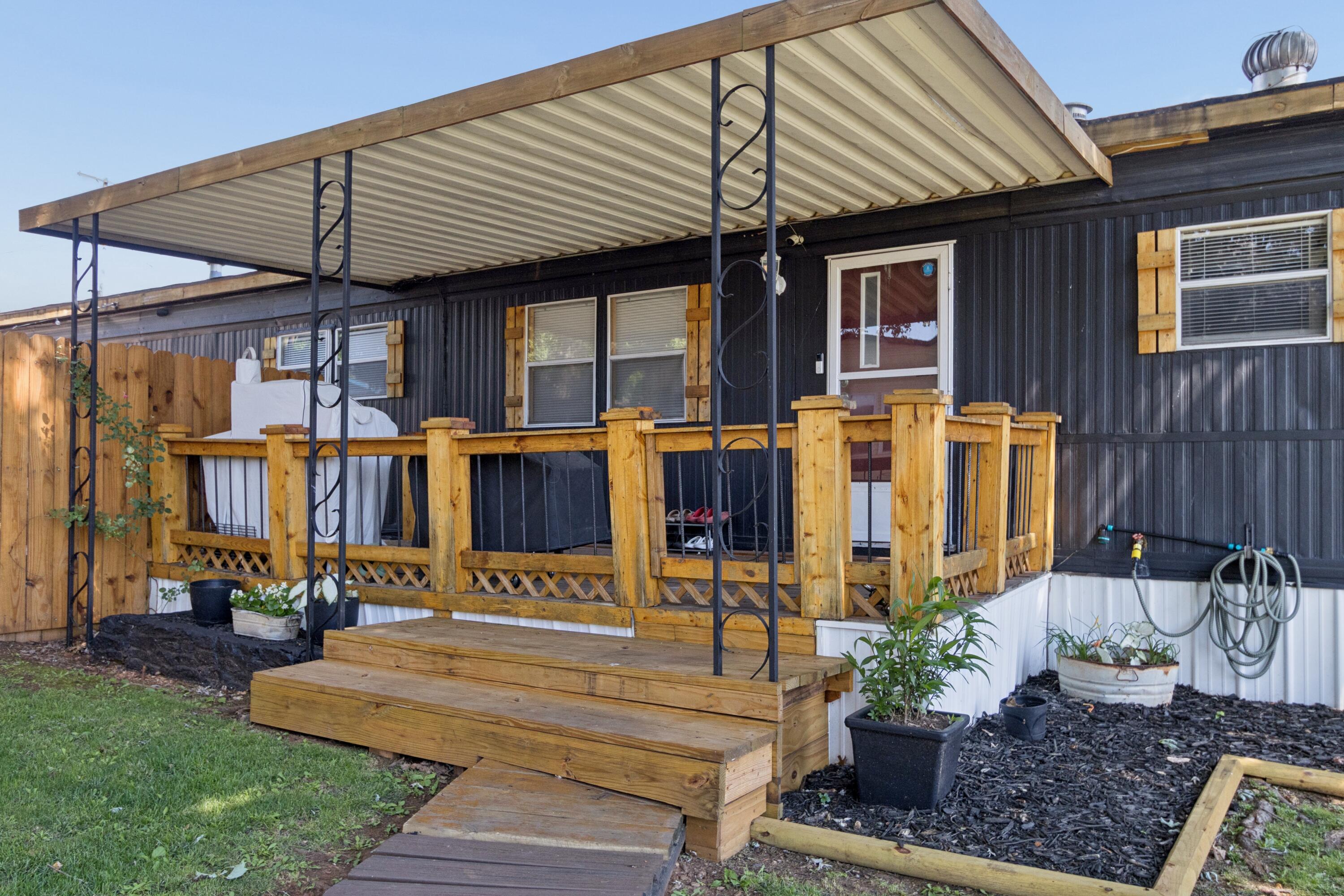 1309 Lucinda Lane Property Photo 4