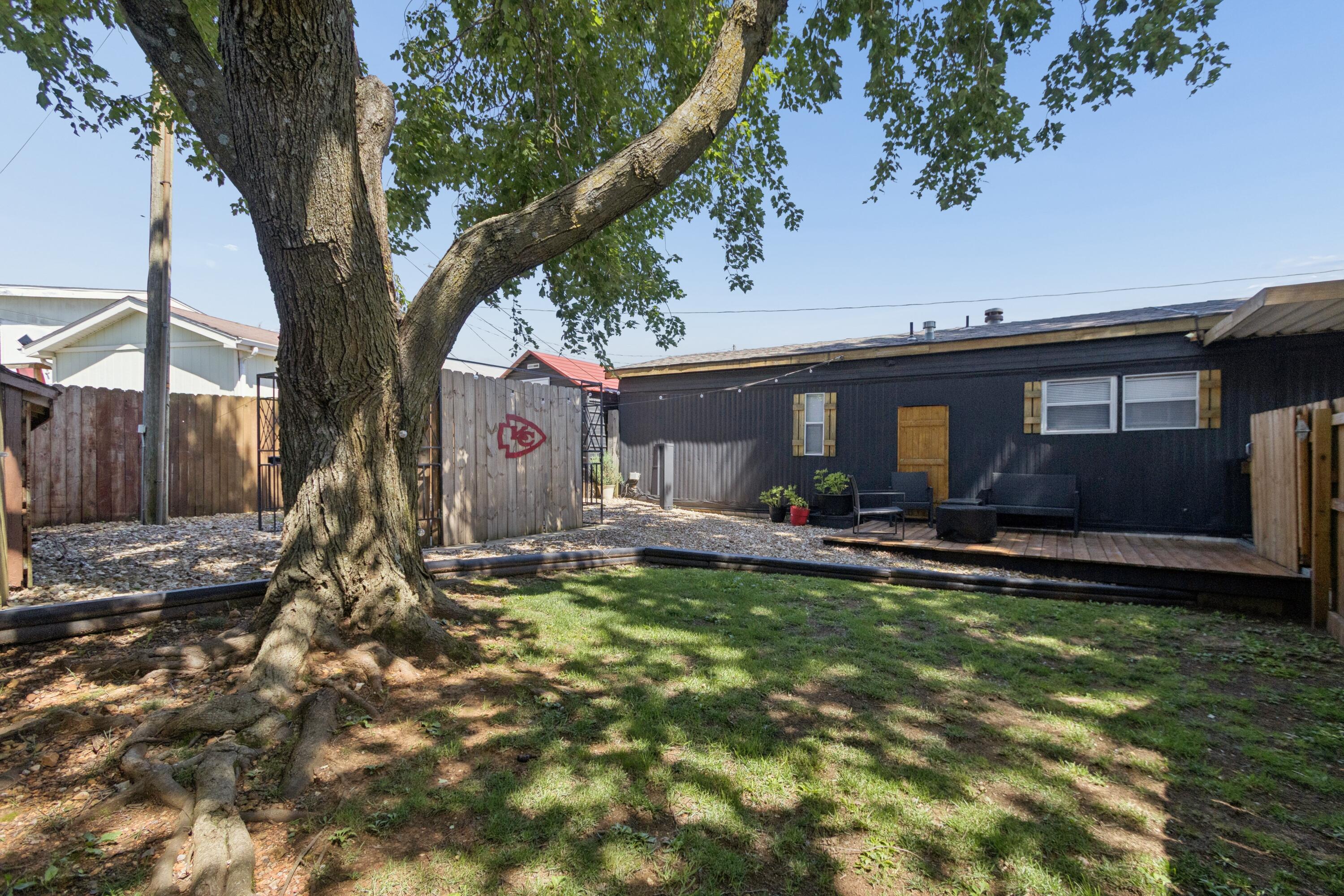 1309 Lucinda Lane Property Photo 11