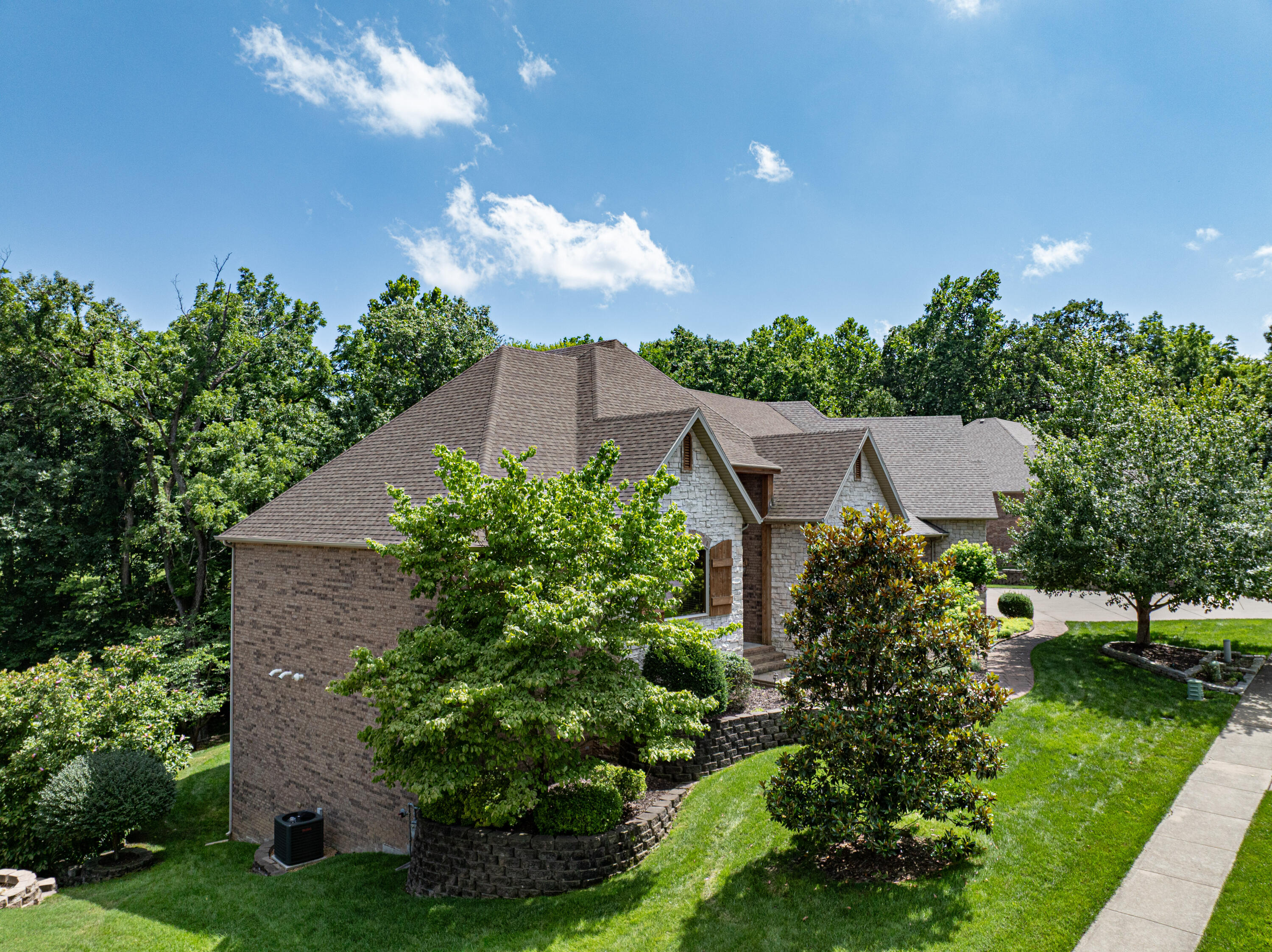 1418 East River Oaks Lane Property Photo 7