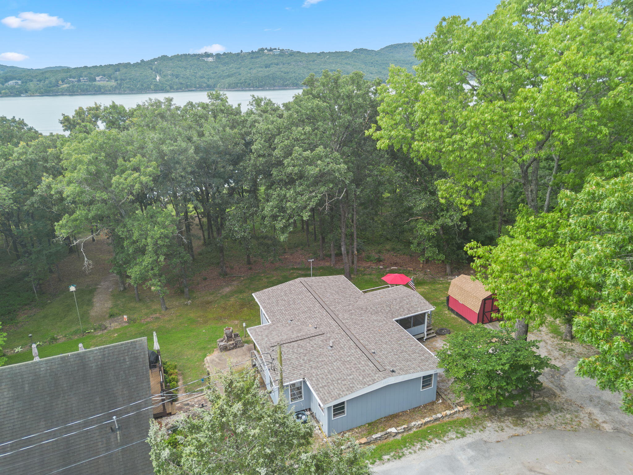 355 Tulip Road Property Photo 10
