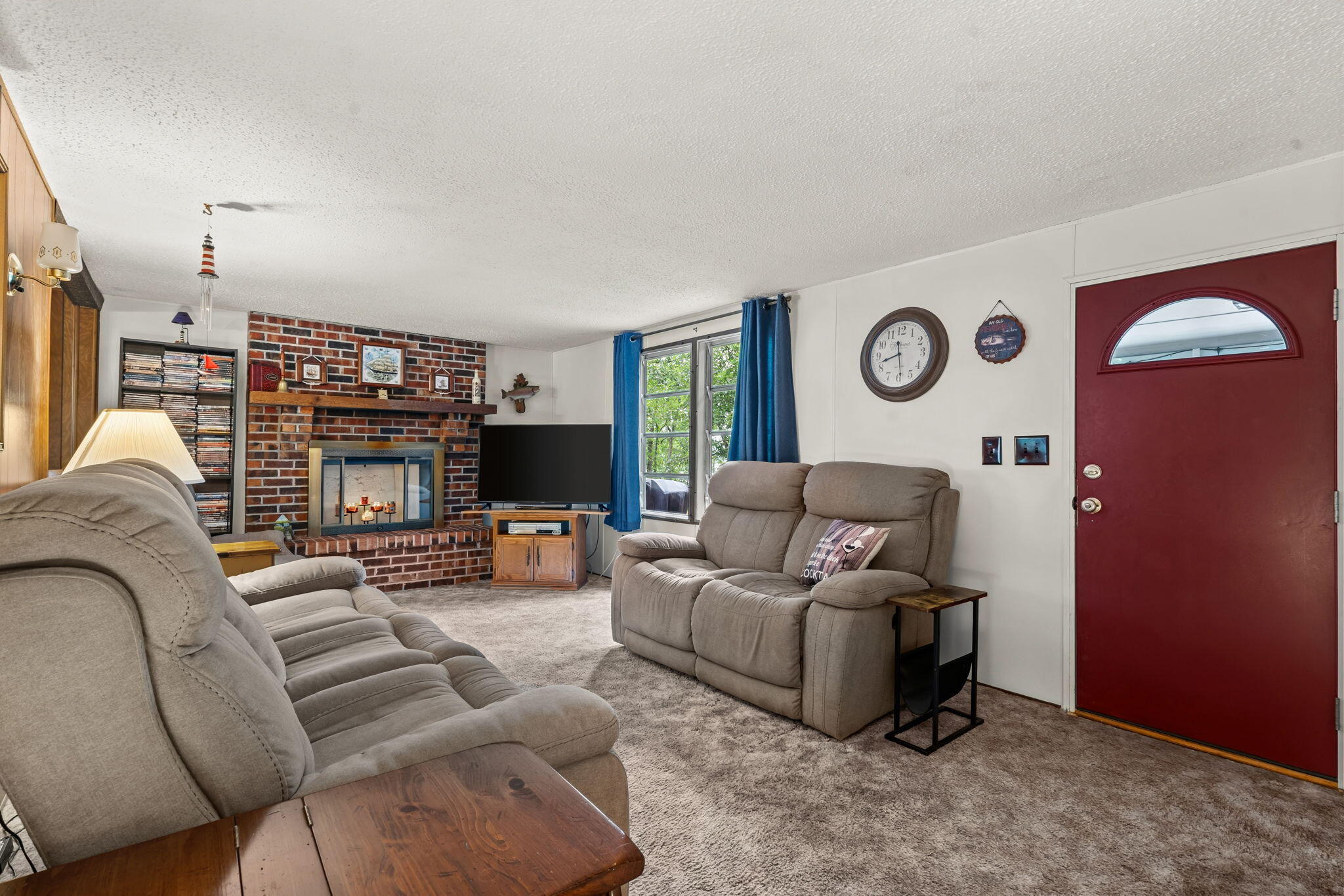 355 Tulip Road Property Photo 14