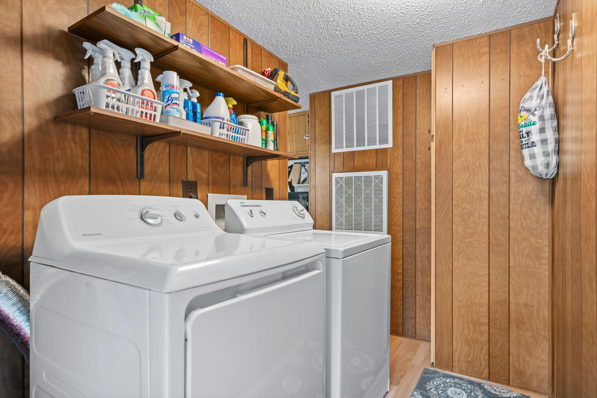 355 Tulip Road Property Photo 26