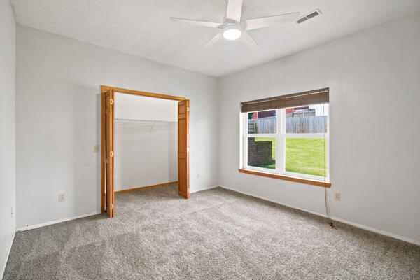 206 Miller Way Property Photo 36
