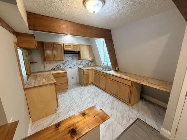 881 County Road 393 Property Photo 5