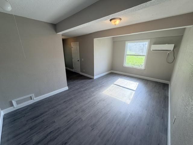 881 County Road 393 Property Photo 11