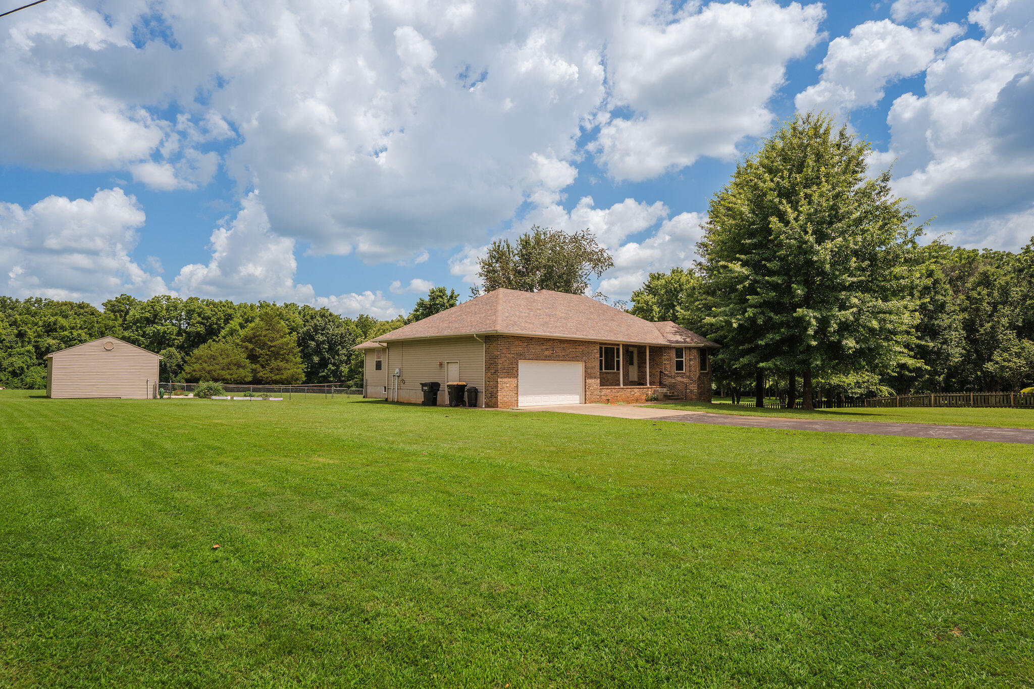 1482 North Osburn Lane Property Photo 1