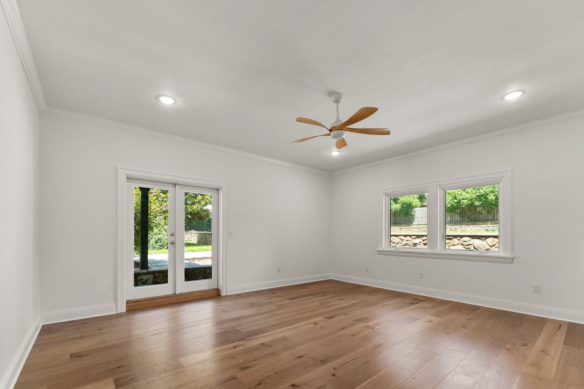 2244 South Edgewater Drive Property Photo 26