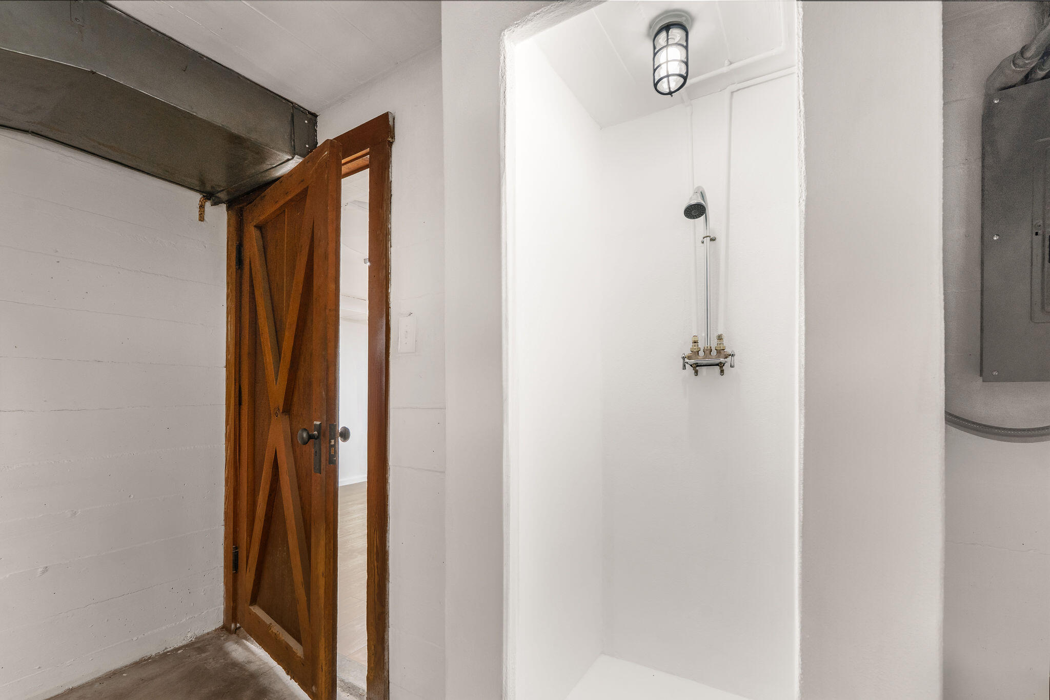 2244 South Edgewater Drive Property Photo 49