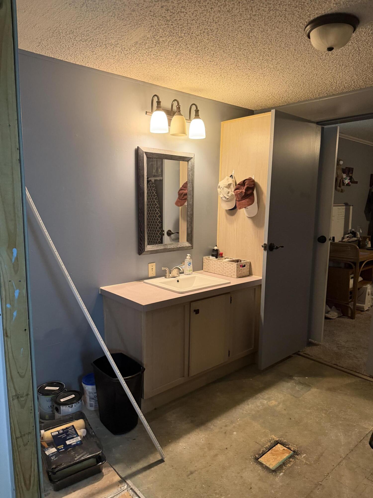 207 Woodmist Road Property Photo 10
