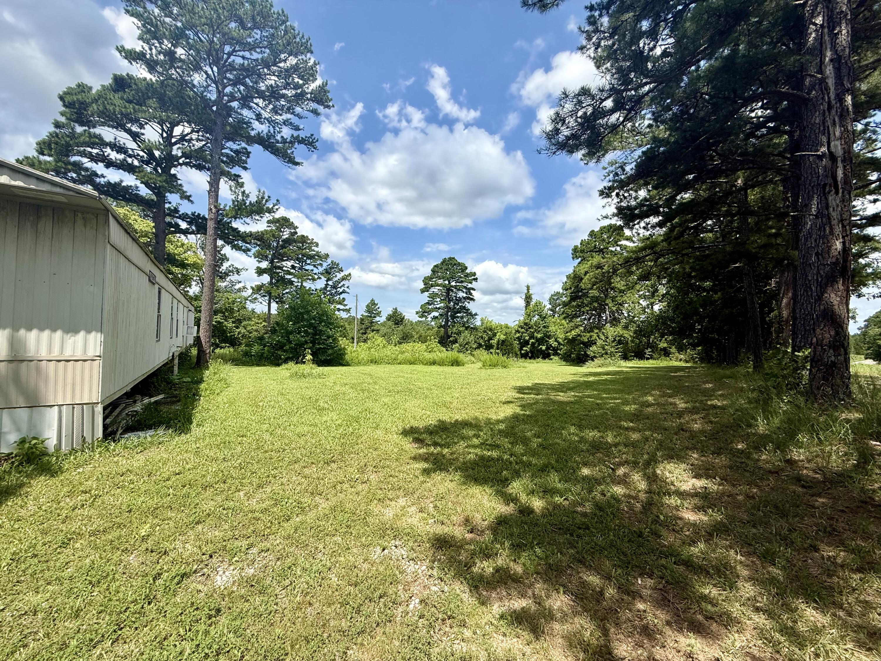 8905 Highway E Property Photo 2
