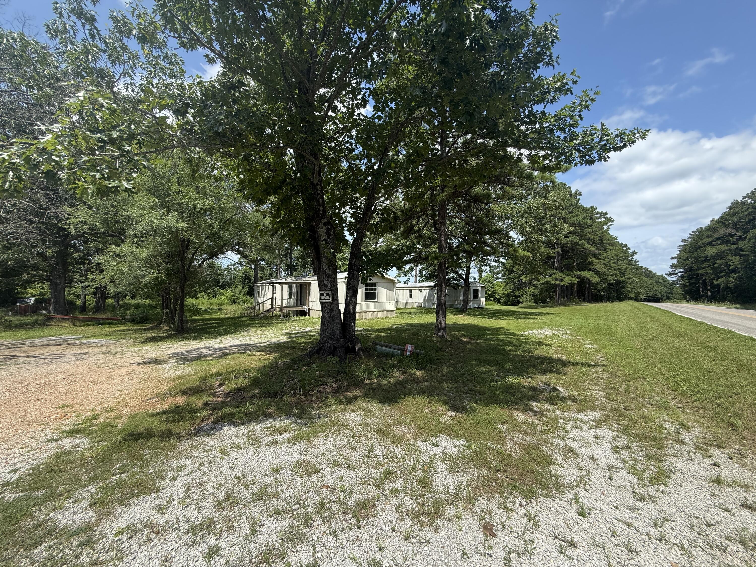 8905 Highway E Property Photo 8