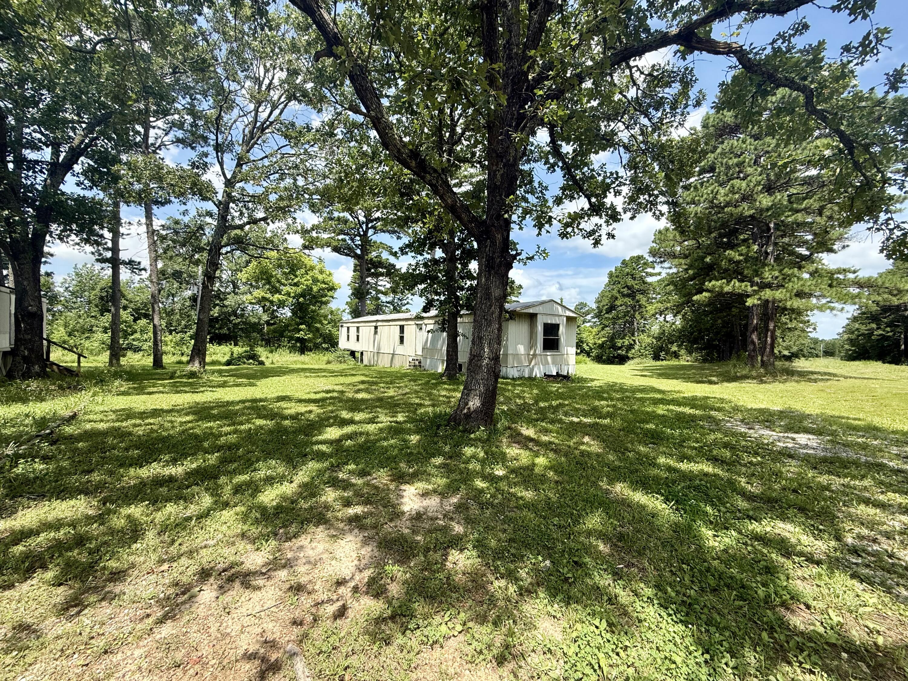 8905 Highway E Property Photo 9