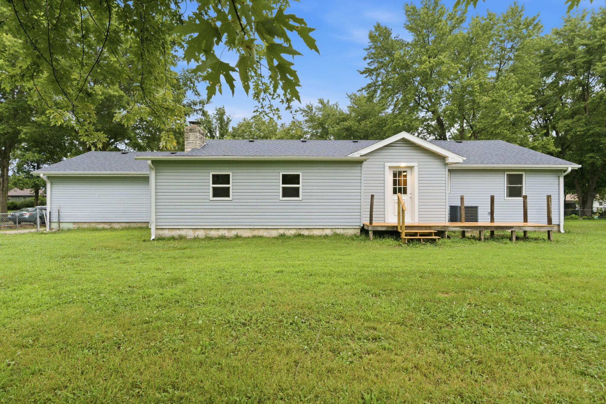 602 West Nixon Street Property Photo 4