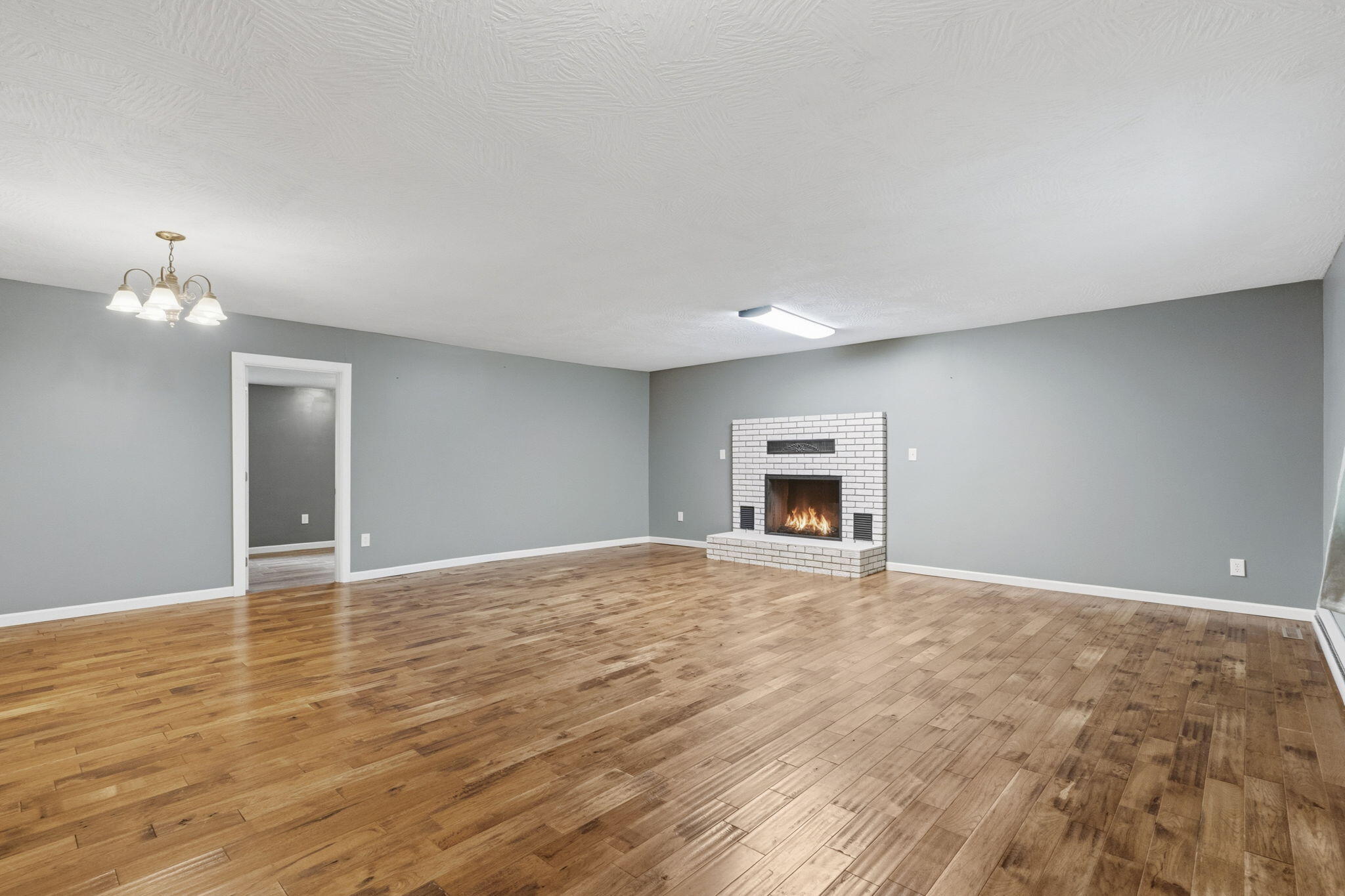 602 West Nixon Street Property Photo 8