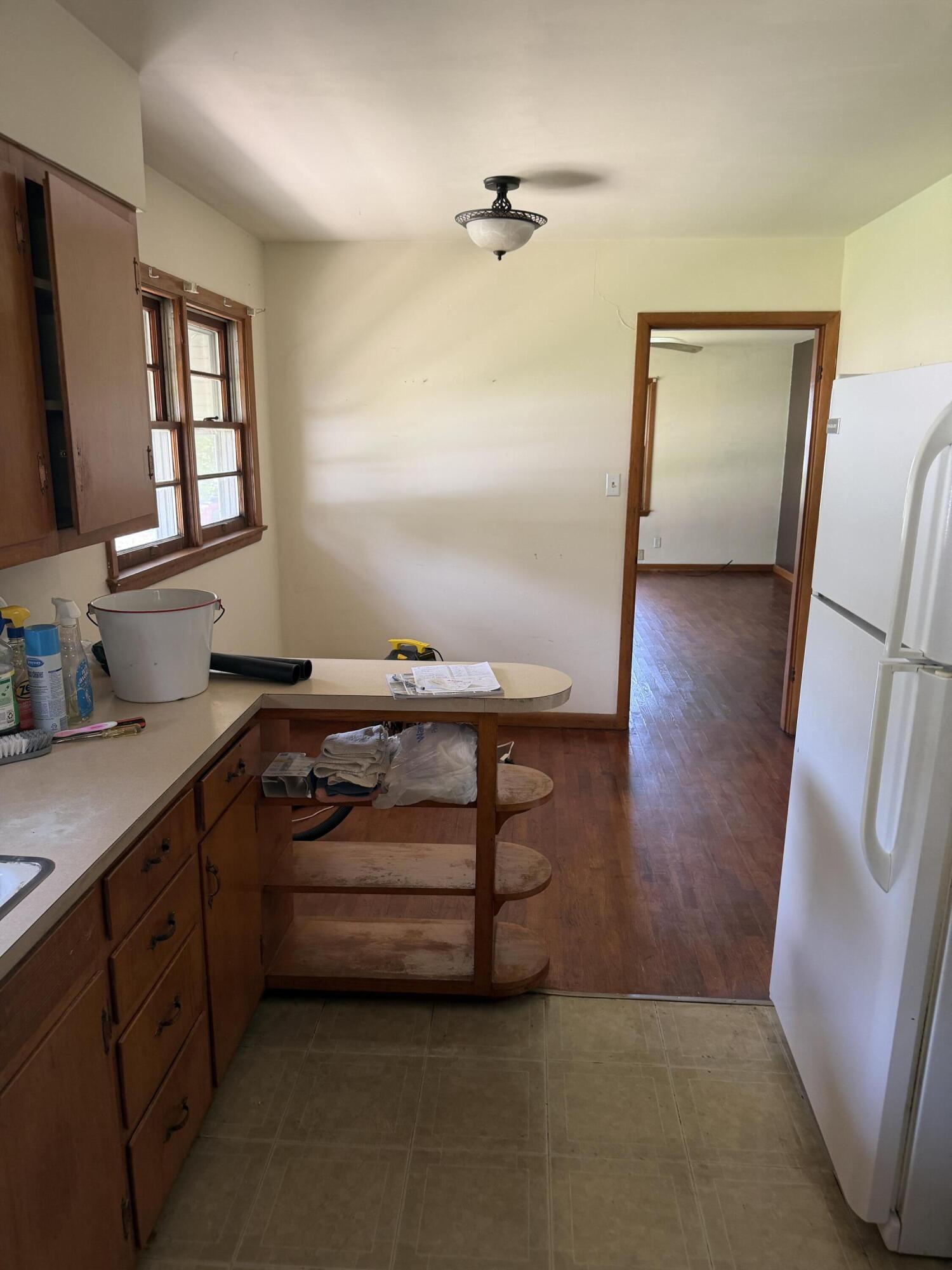 218 Westmont Drive Property Photo 8
