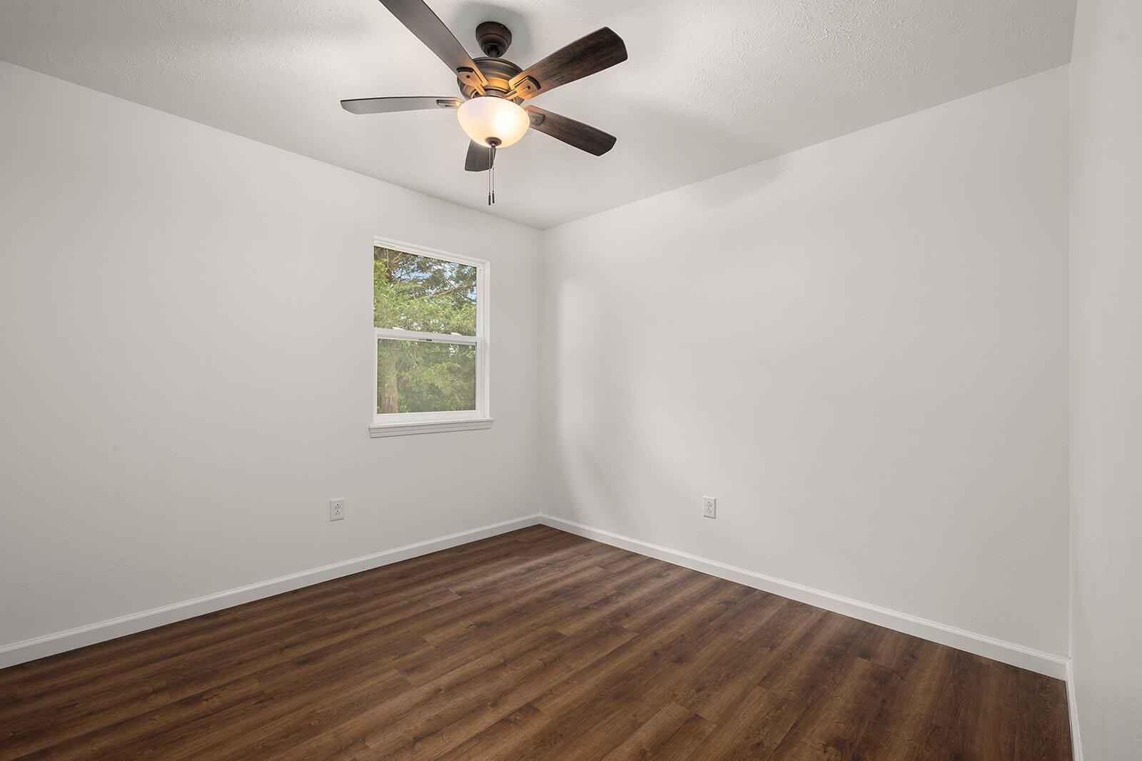 62 Clear Cove Drive Property Photo 33