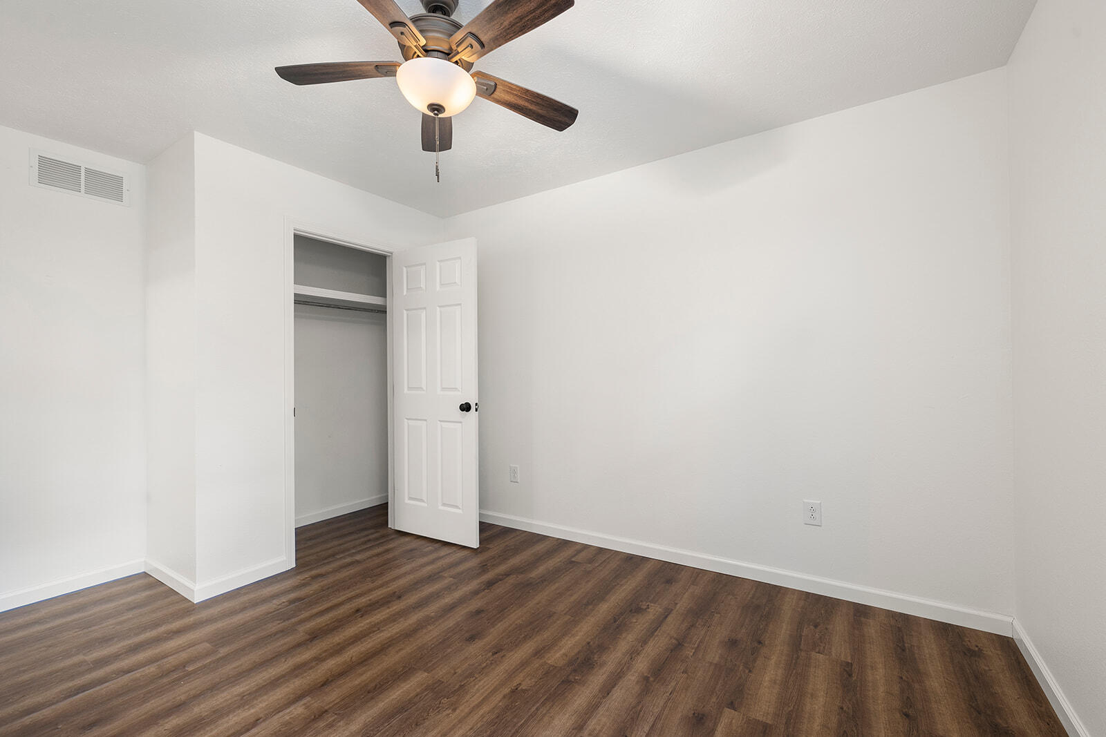 62 Clear Cove Drive Property Photo 40