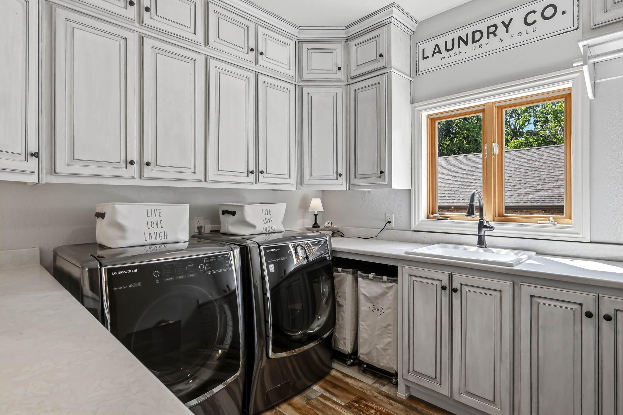 5525 South Farm Road 219 Property Photo 45