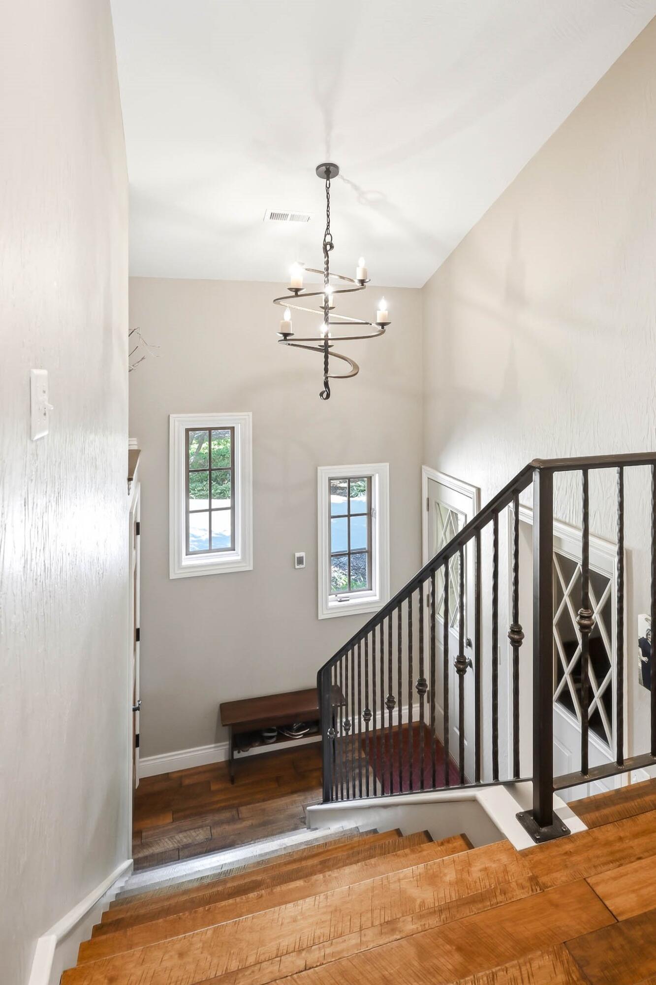 5525 South Farm Road 219 Property Photo 50