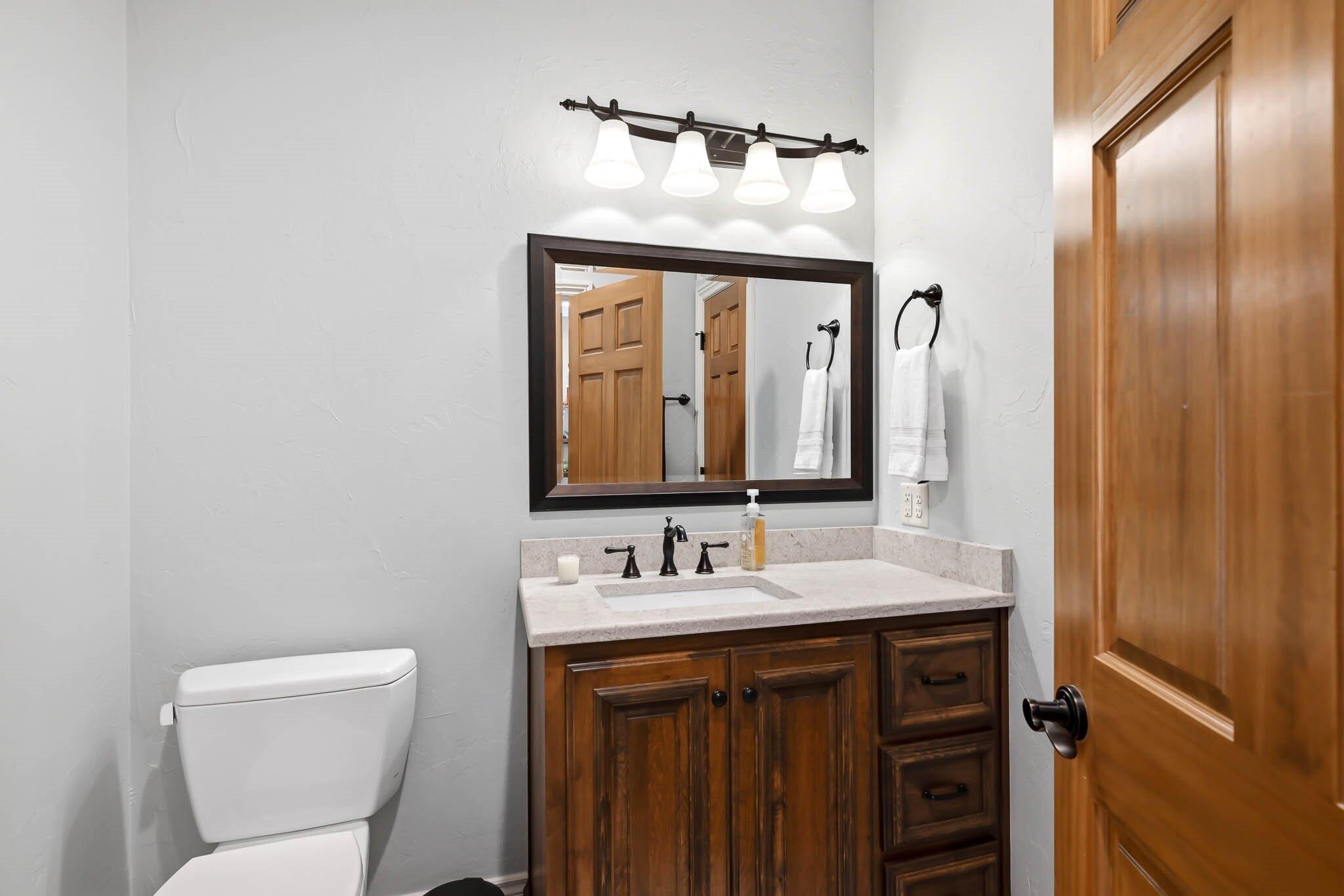 5525 South Farm Road 219 Property Photo 55