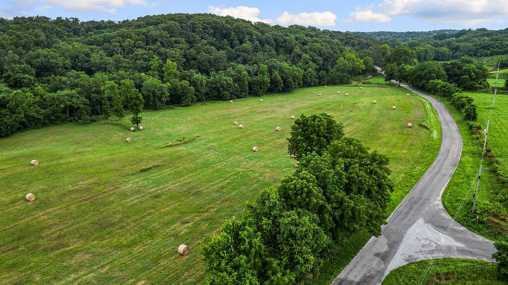17.14ac Farm Road 2190 Property Photo 1