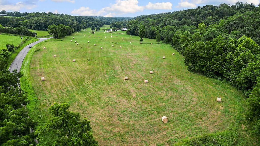 17.14ac Farm Road 2190 Property Photo 4