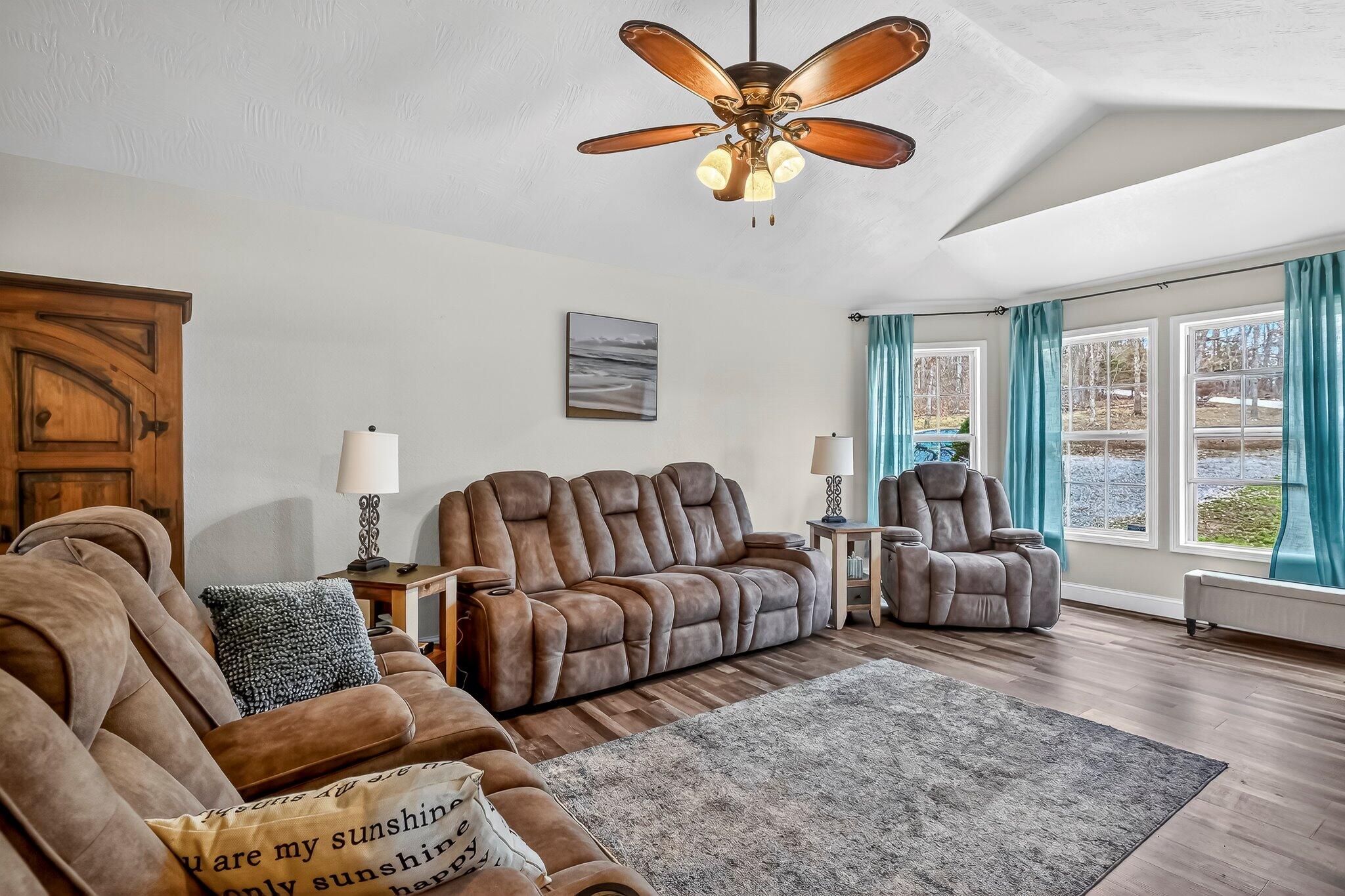 6038 State Highway A Property Photo 6