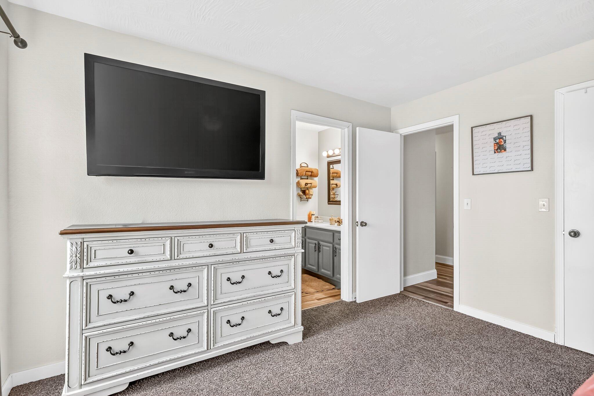 6038 State Highway A Property Photo 16