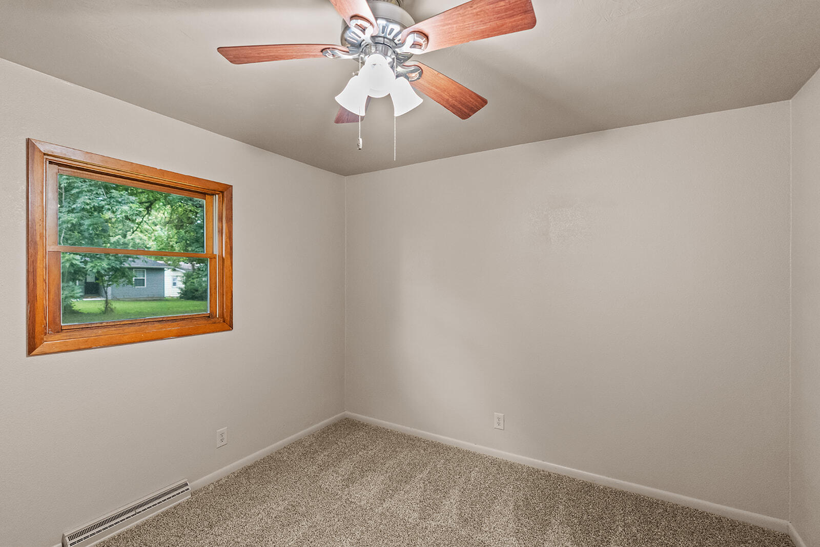 1538 East Lindberg Street Property Photo 23