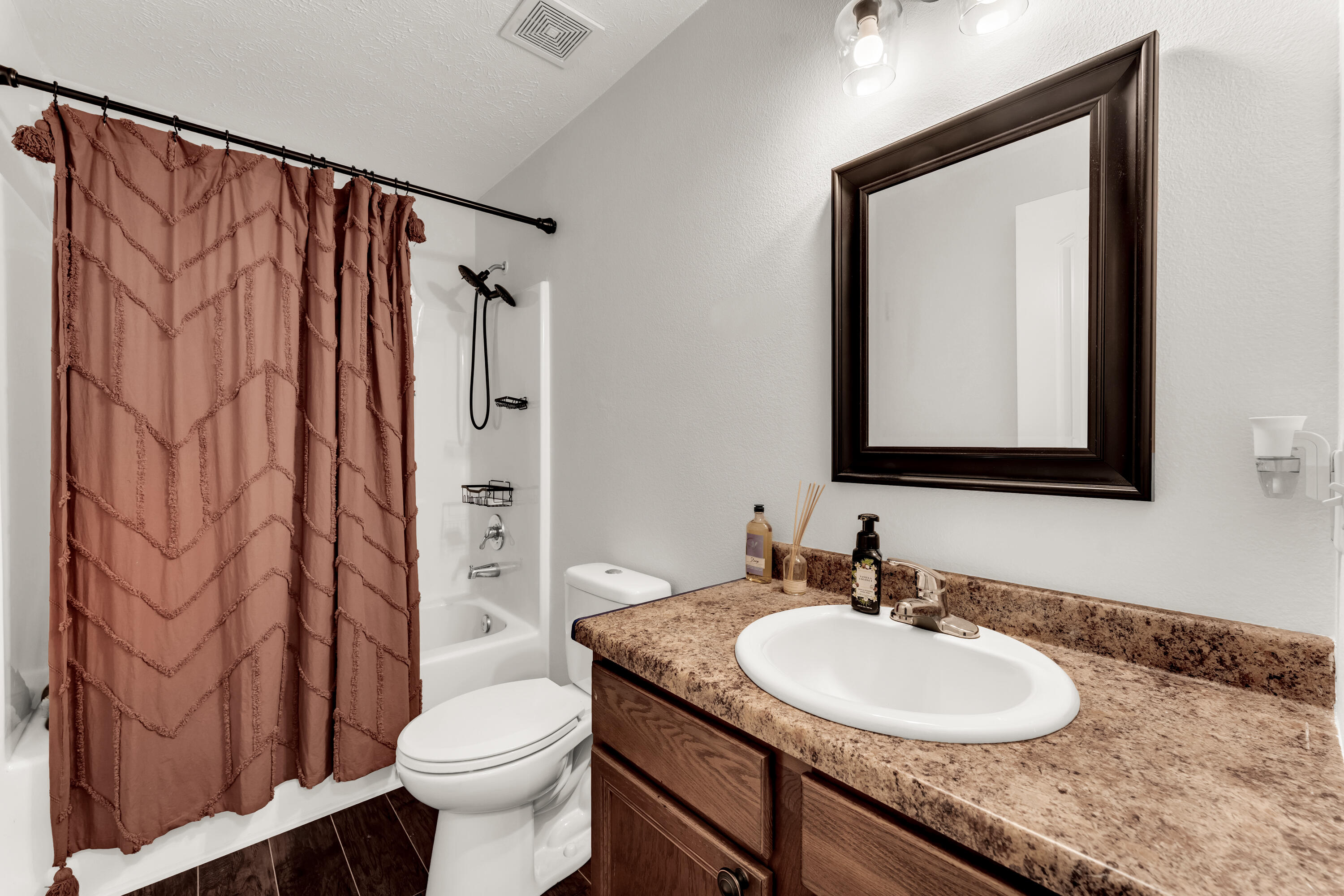 1054 South Tanner Drive Property Photo 22