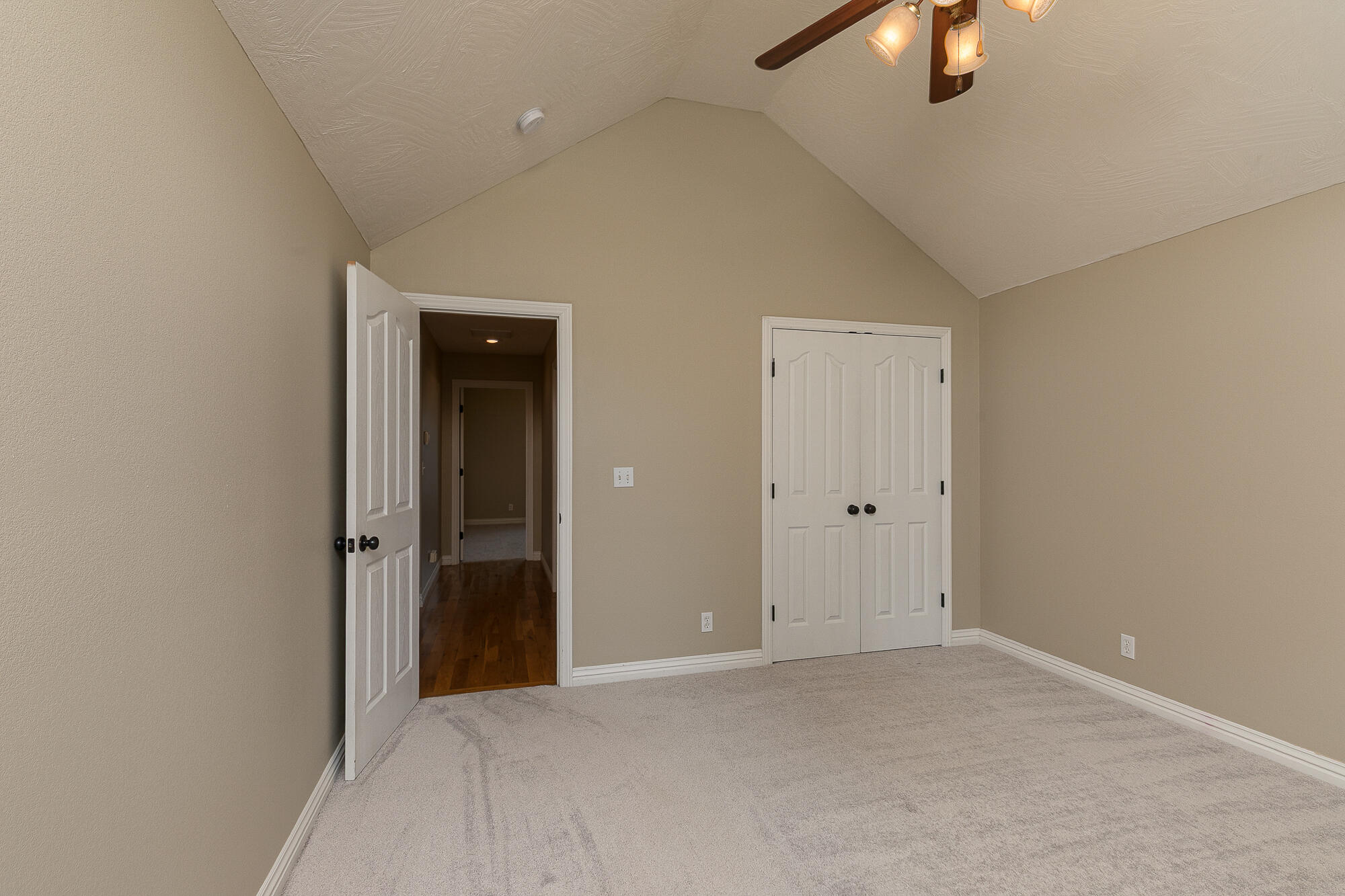 3210 West Village Terrace Property Photo 23