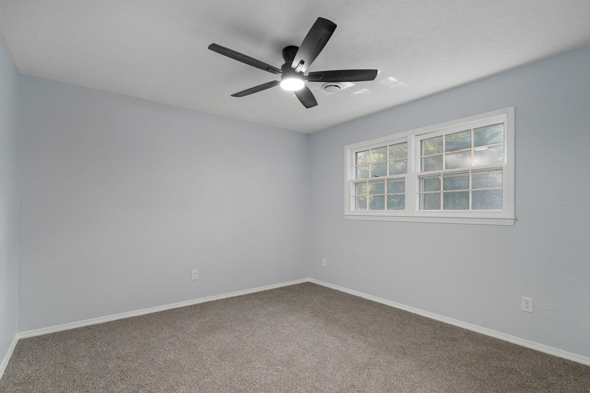 2435 East Michelle Place Property Photo 36