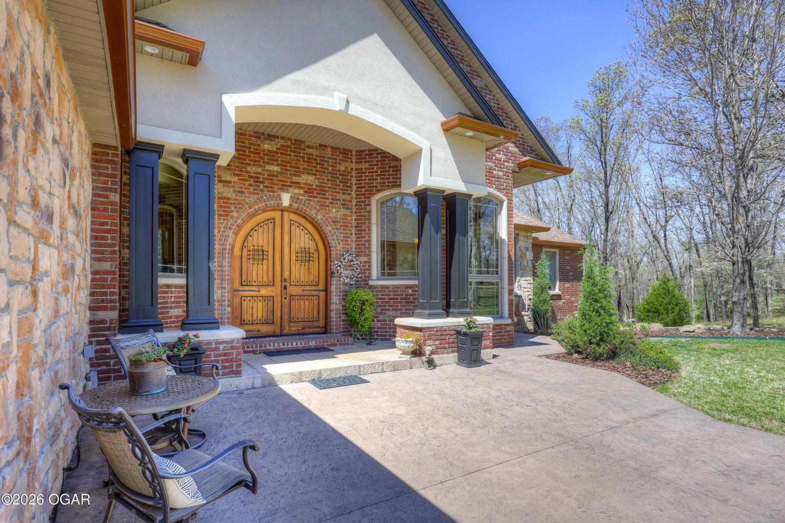 4550 Goldfinch Road Property Photo 10