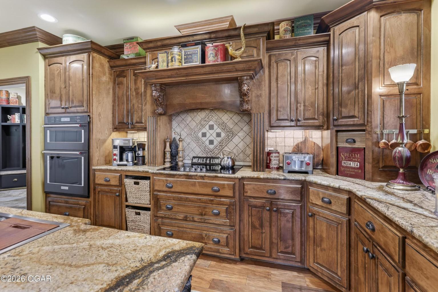4550 Goldfinch Road Property Photo 19