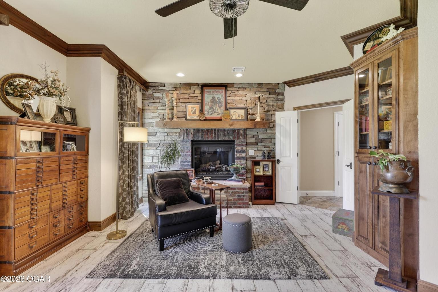 4550 Goldfinch Road Property Photo 31