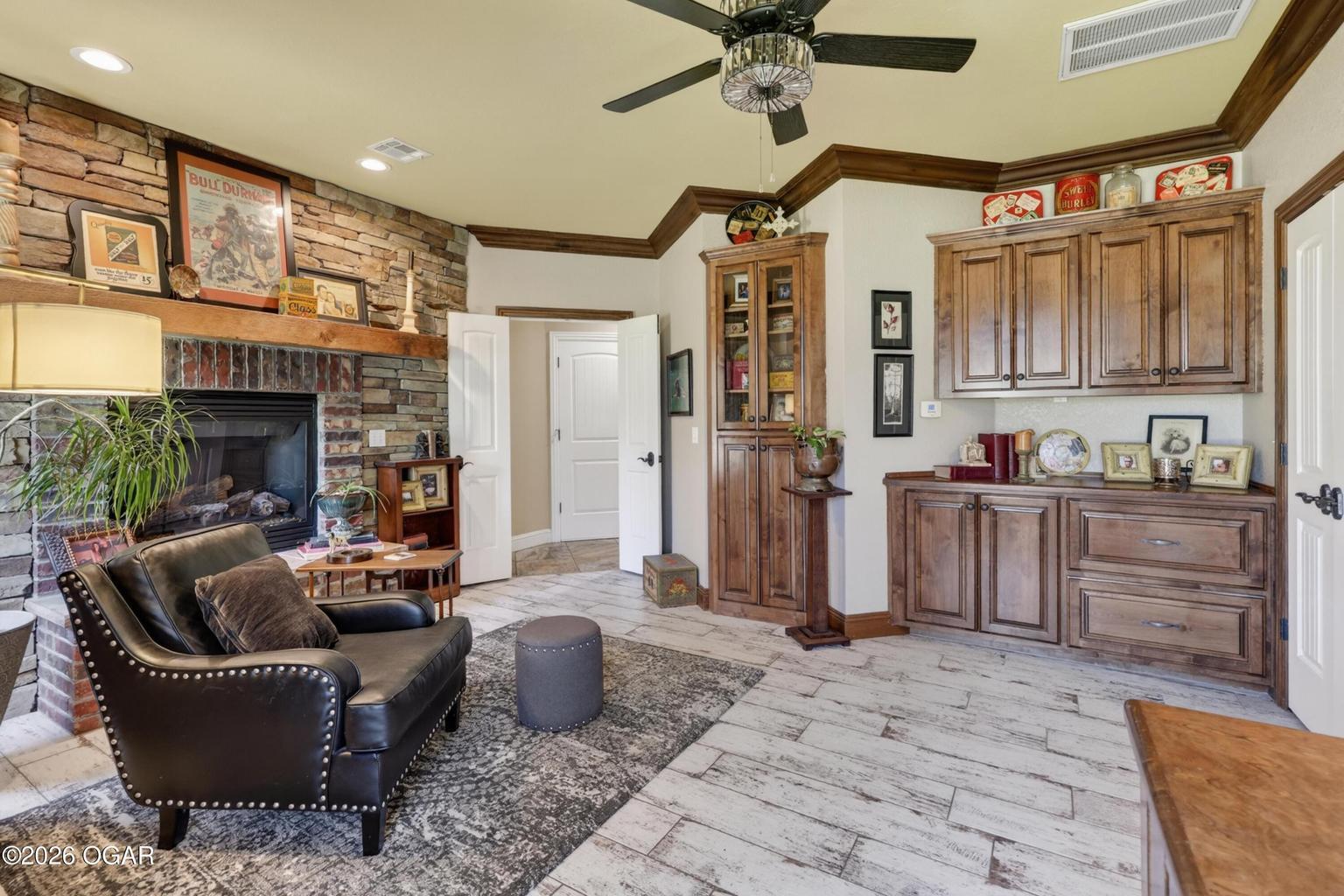4550 Goldfinch Road Property Photo 33